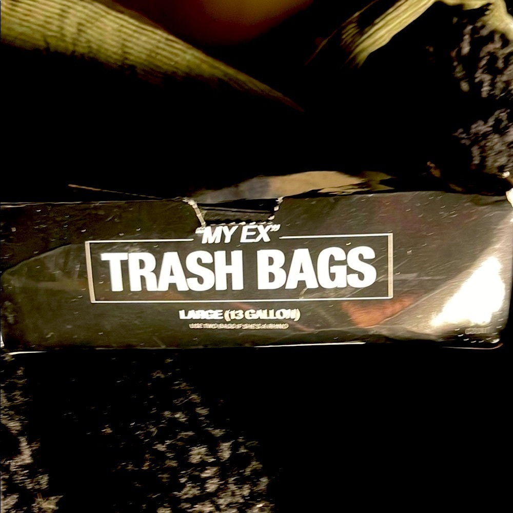 ALF! Need 13 gallon bags for your ex! ALF NWT MY EX TRASH BAGS!